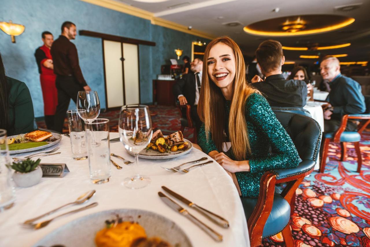 Imperial Casino Strazny Hotel Luaran gambar
