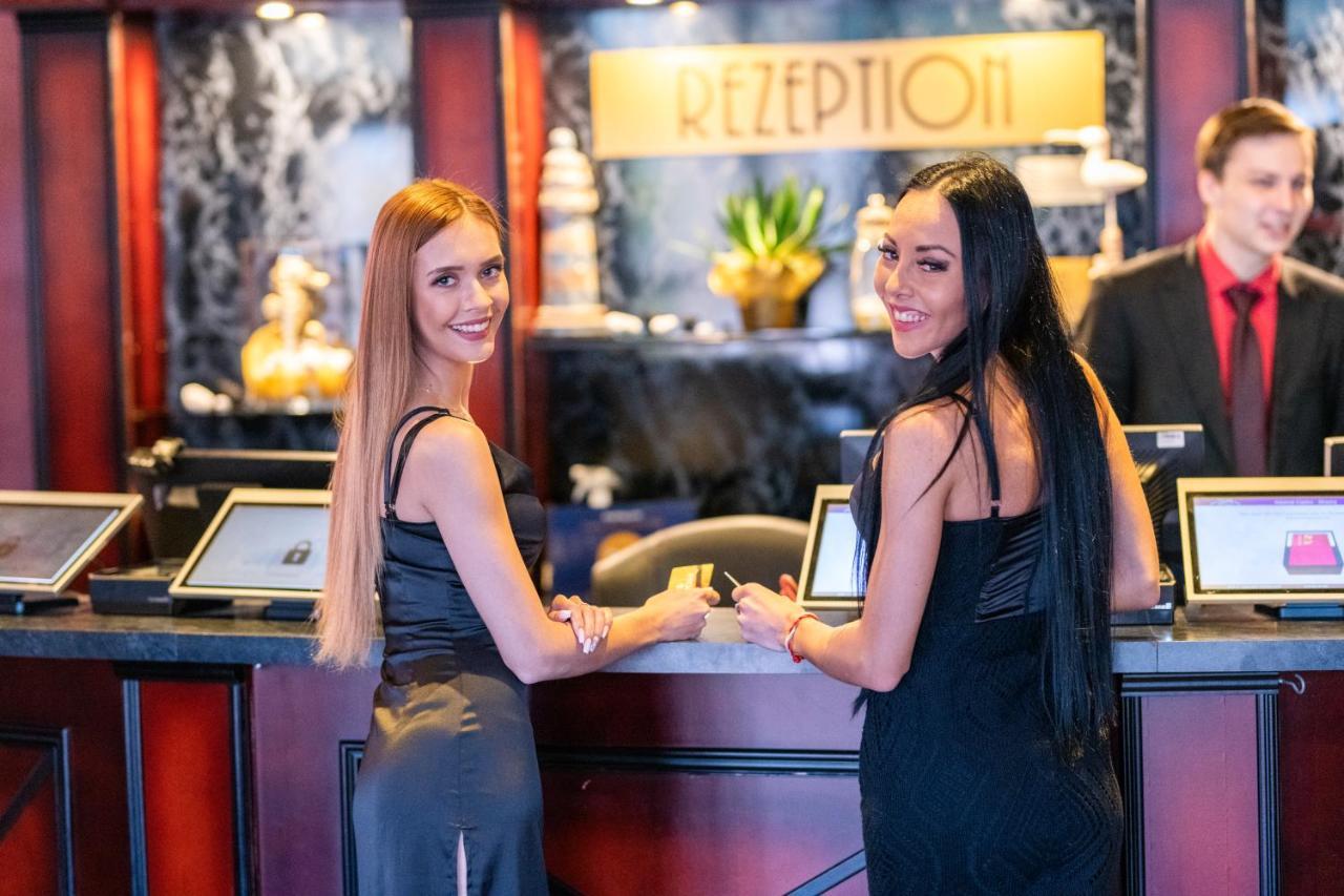 Imperial Casino Strazny Hotel Luaran gambar